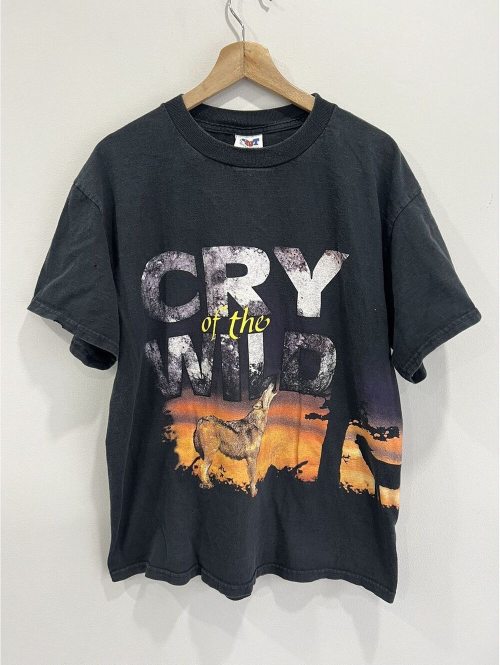 Vintage Cry Of The Wolf Tee Shirt animal
